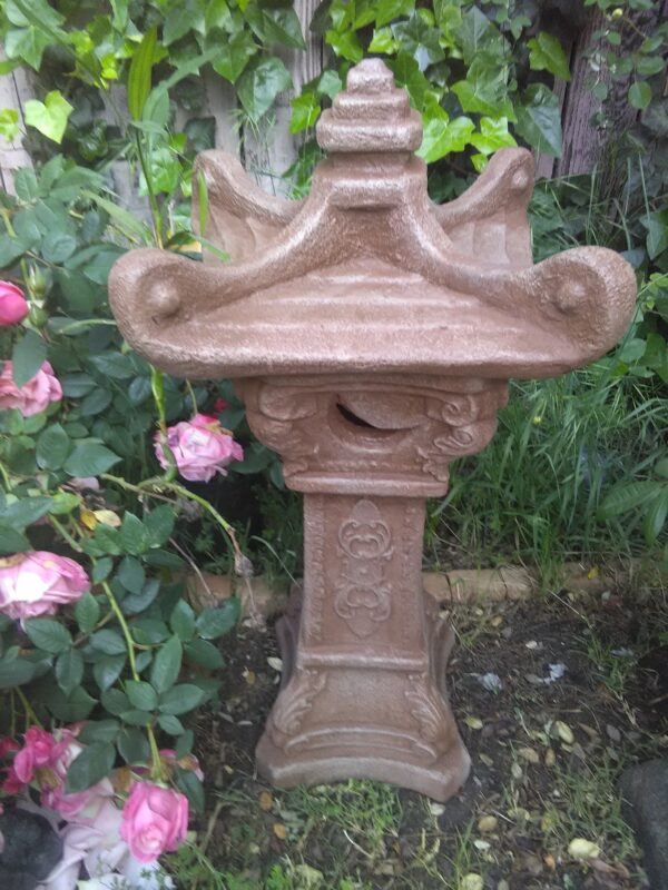 LG Japanese Pagoda Lantern
